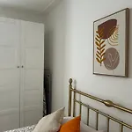 Aparthouse Torri